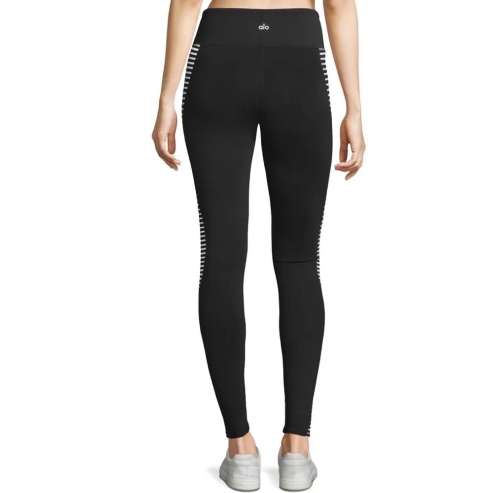 Alo Yoga Airbrush Leggings Black Reflector Size‎ Small Full Length